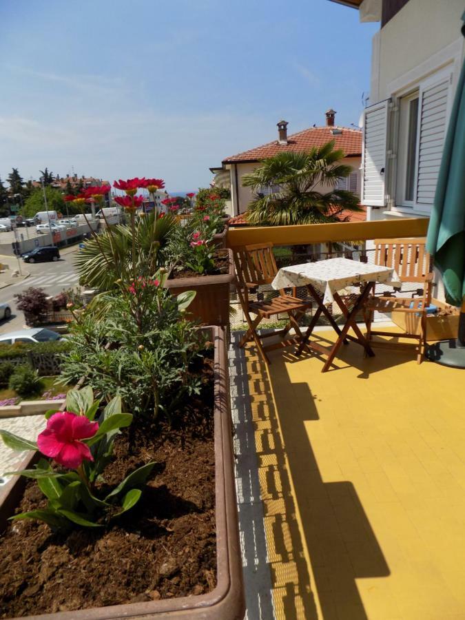 Apartment Leporiz Пореч Екстериор снимка