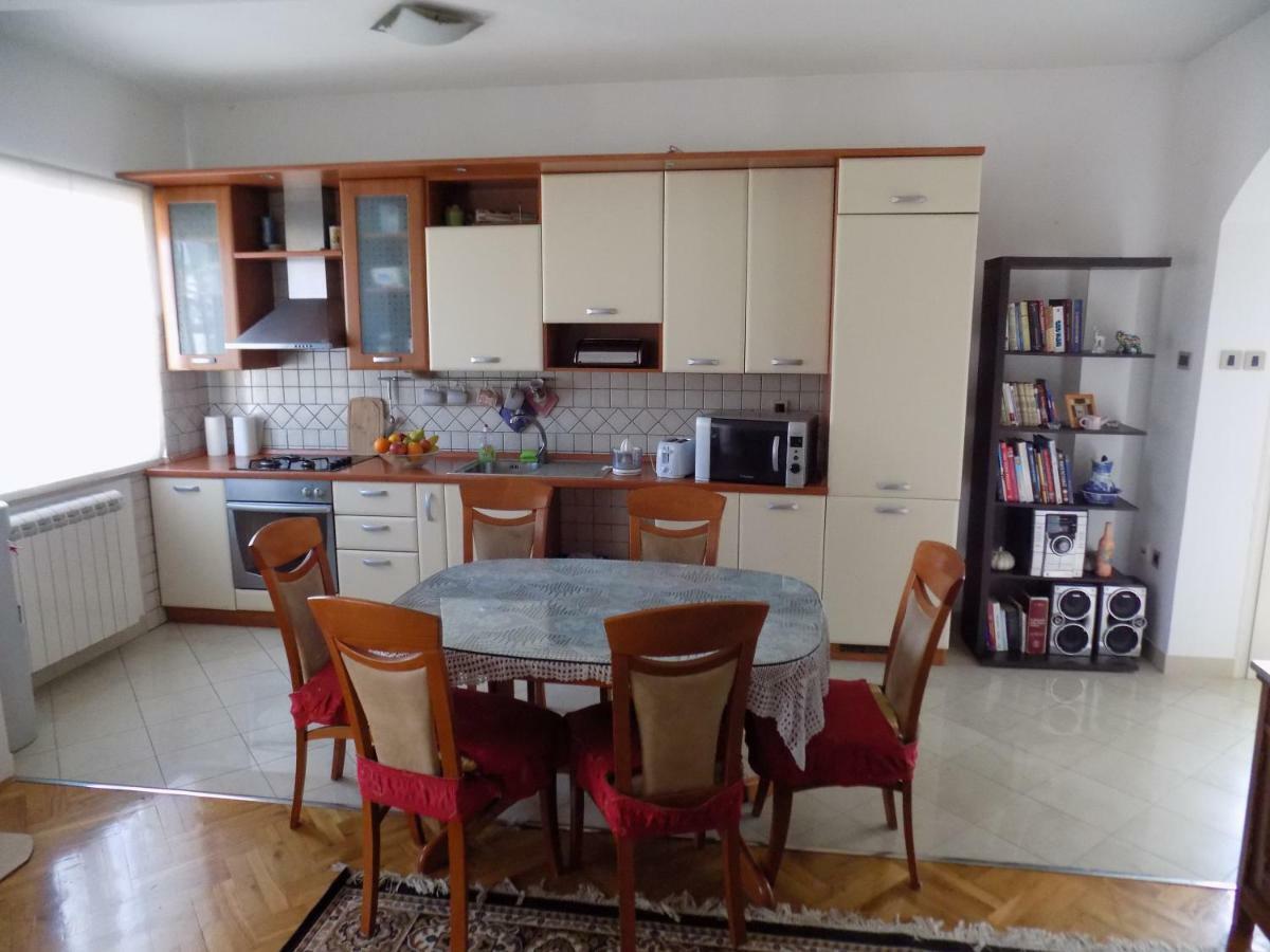 Apartment Leporiz Пореч Екстериор снимка